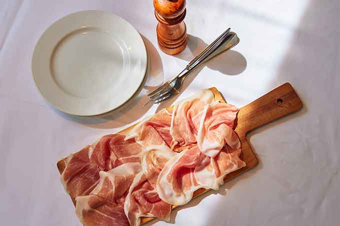 生ハム | es classic【エス クラシコ】恵比寿のイタリア料理